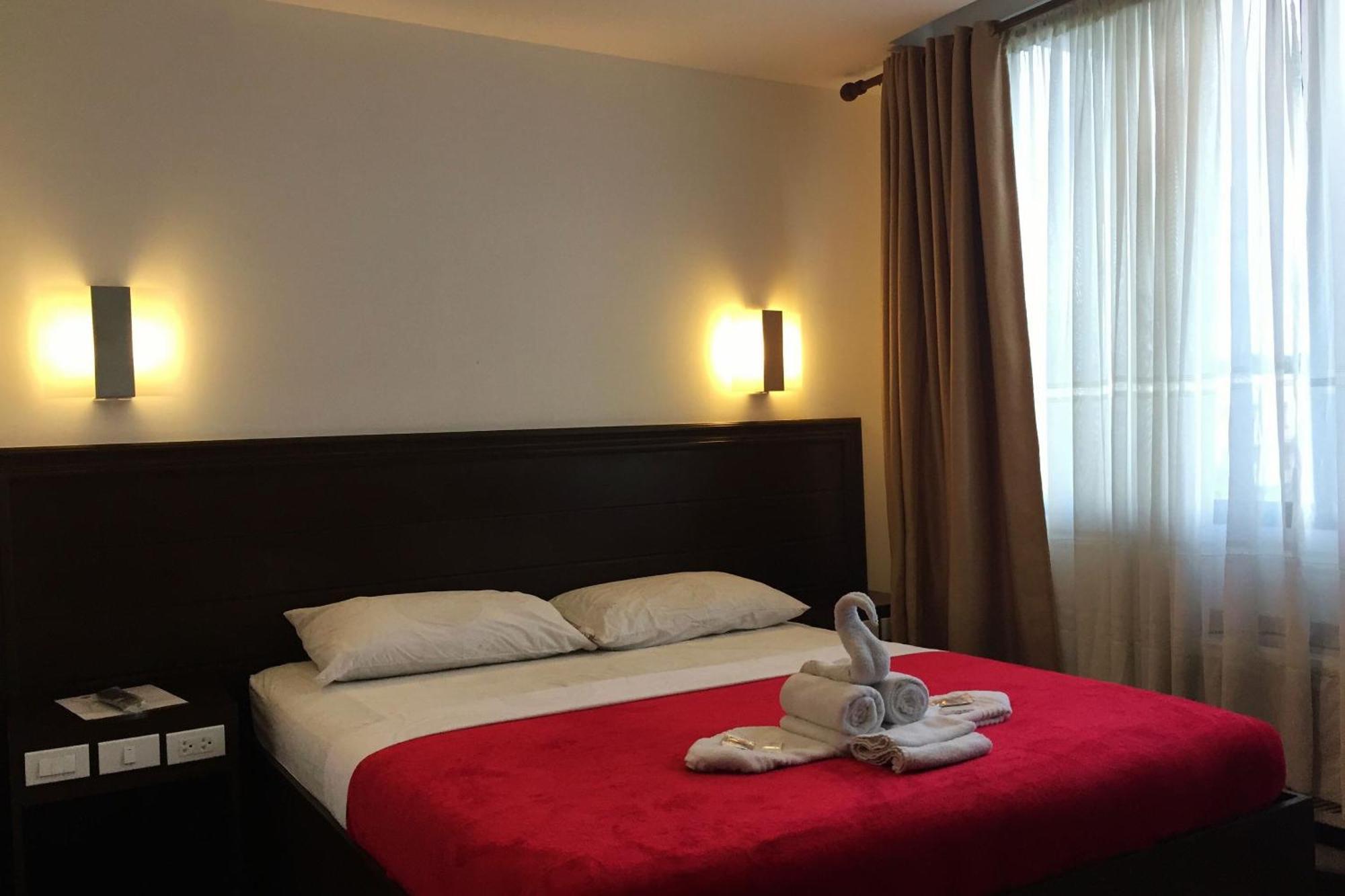 Pearli View Hotel Iloilo Powered By Cocotel Номер фото